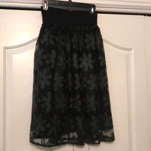 Mesh overlay skirt size S